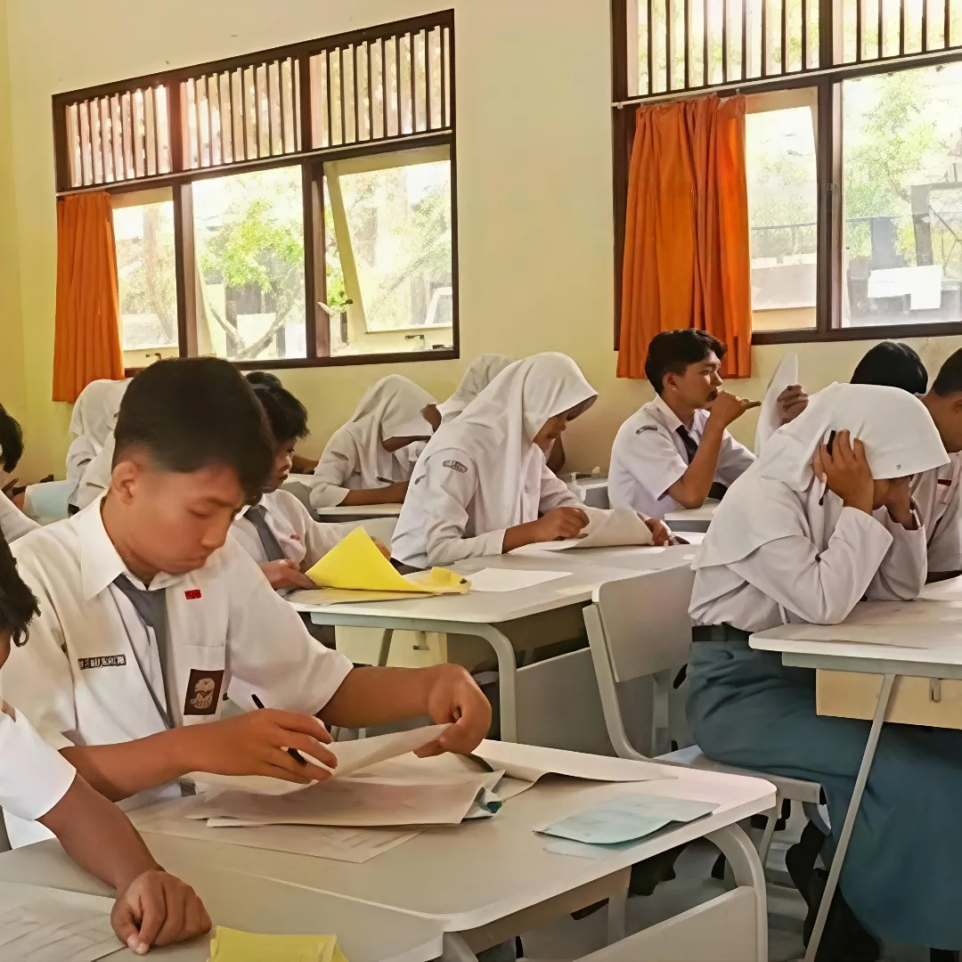 Kebijakan Baru Penerimaan Murid: Antara Regulasi dan Realitas di Lapangan