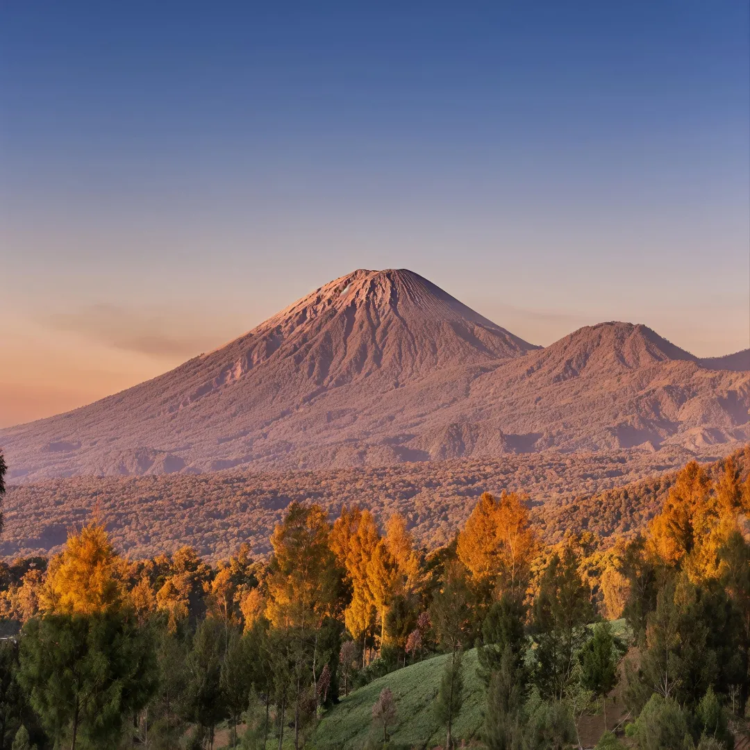 Semeru Kembali Erupsi, Ancaman Tak Pernah Benar-Benar Pergi