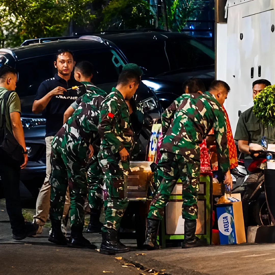 Penggeledahan 12 Lokasi dan Kontroversi Kehadiran TNI, Publik Menanti Transparansi Aparat