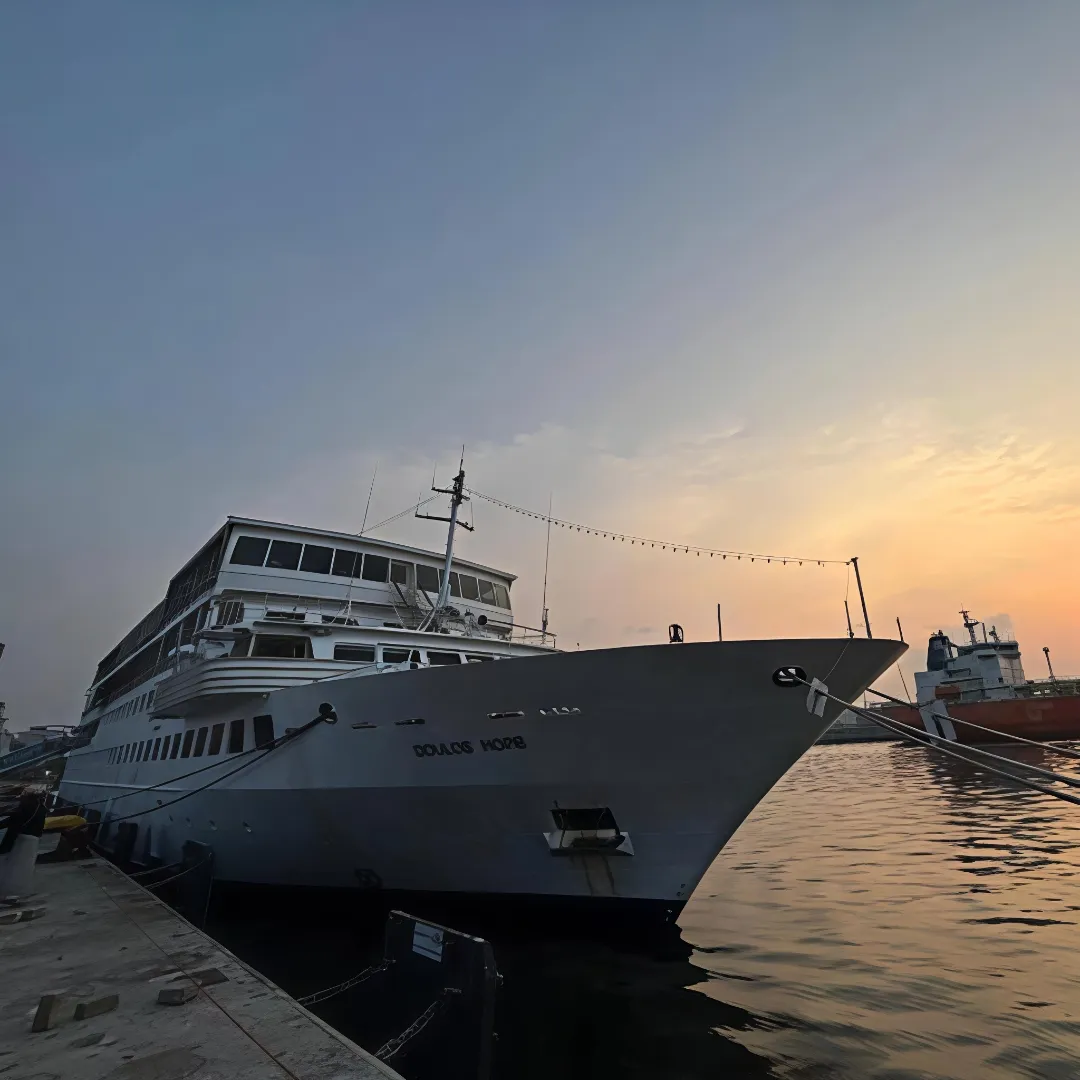 Kapal Buku MV Doulos Hope Datang Menantang Literasi Batam